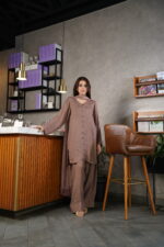 Taupe